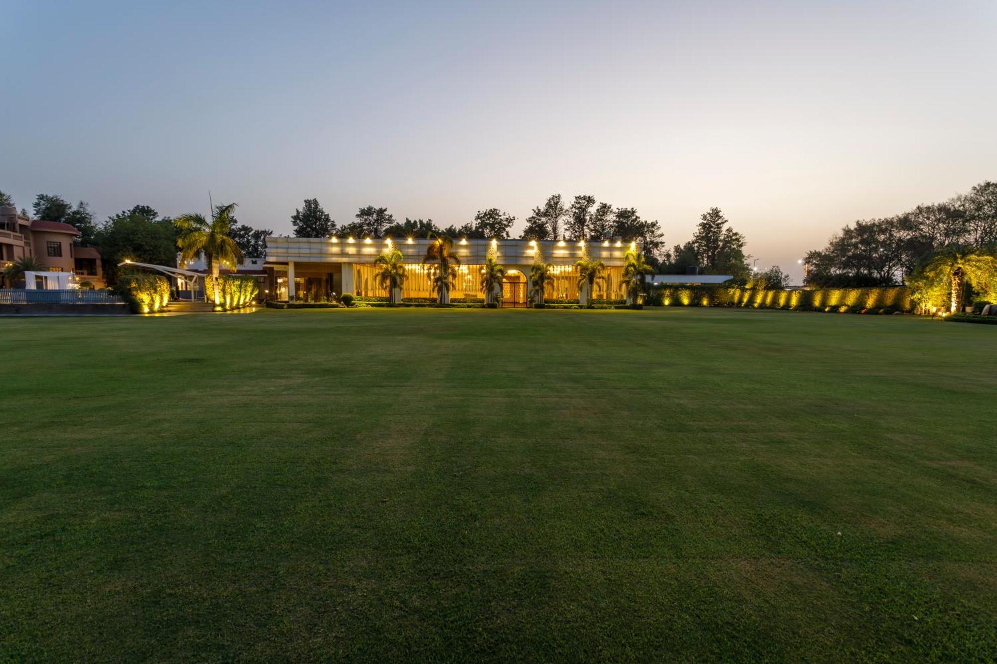 Spara Boutique Resort Nuova Delhi Esterno foto